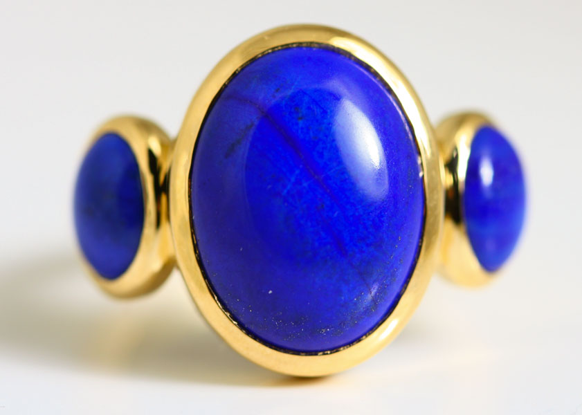 Solid 18 Karat Yellow Gold Lapis Lazuli Ring